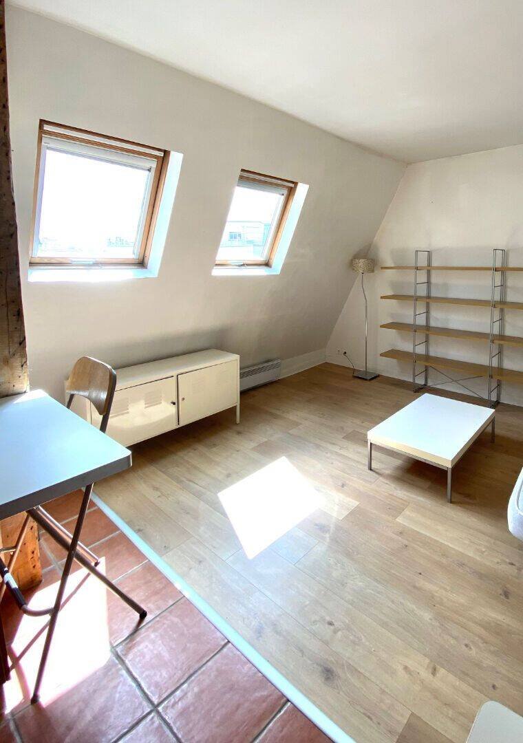 Appartement à vendre T2/F2 27 m² 348000 € Rennes Paris (75006)